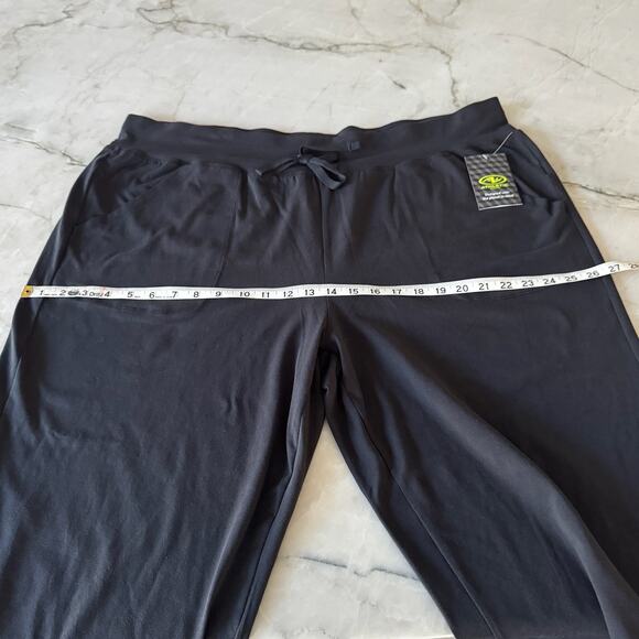 Athletic Works Women's Plus Core Knit Capri NWT XXXL 22 Black Soot - Picture 8 of 12